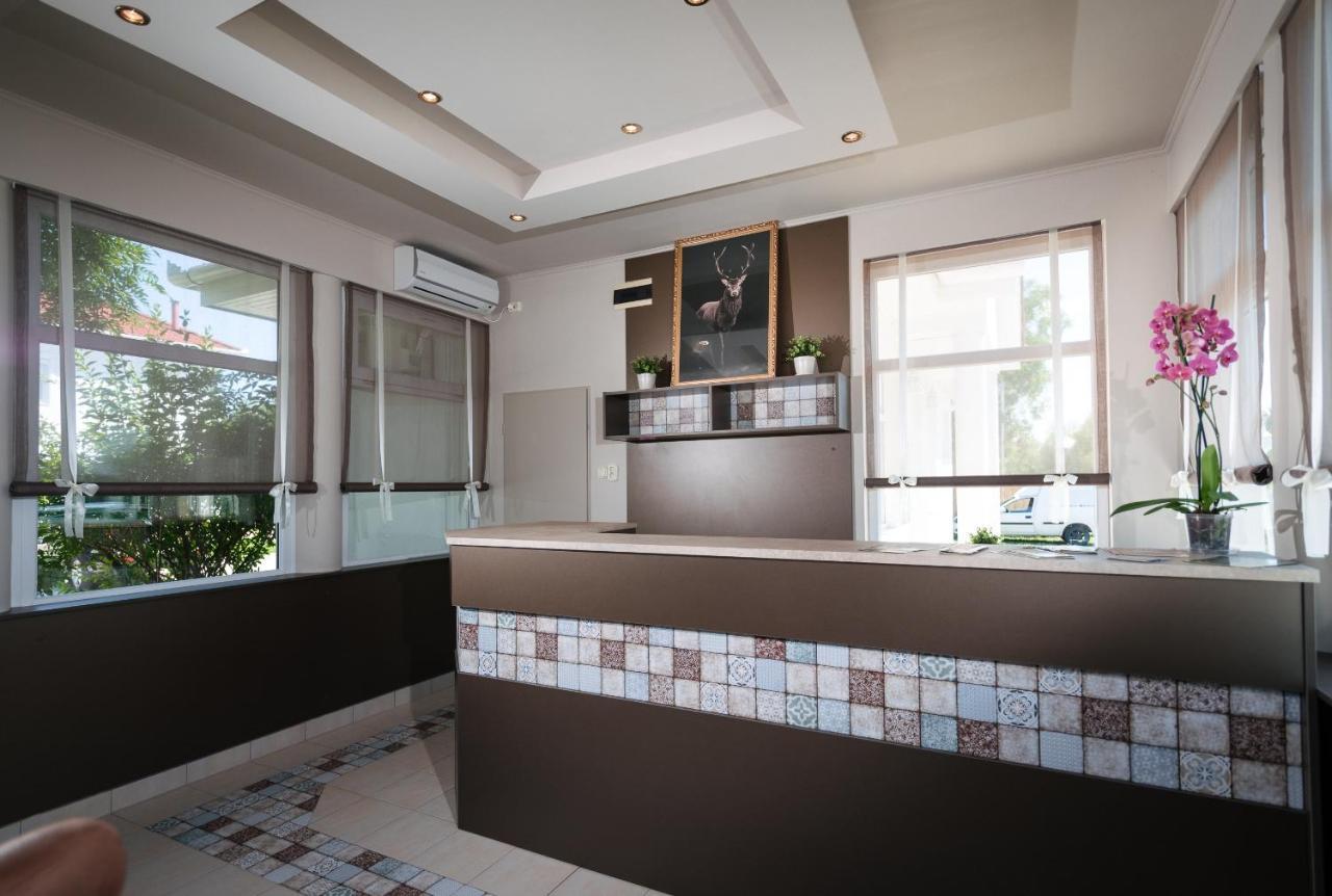 Apartmán Aranyszarvas Panzio, Etterem Es Grillterasz Exteriér fotografie