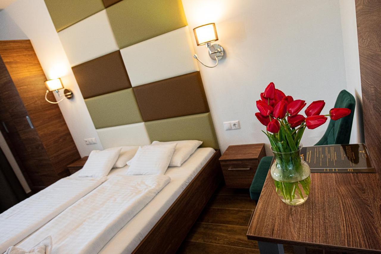 Apartmán Aranyszarvas Panzio, Etterem Es Grillterasz Exteriér fotografie