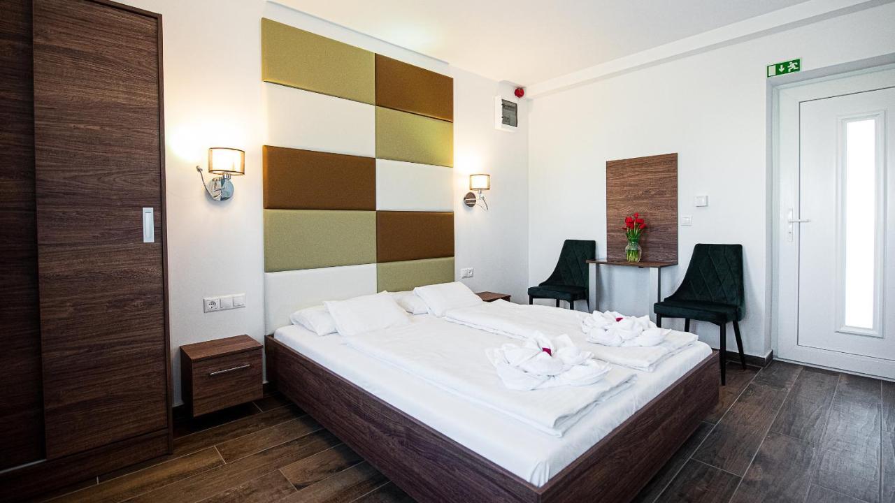 Apartmán Aranyszarvas Panzio, Etterem Es Grillterasz Exteriér fotografie